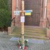 Das Bild zeigt das vor der Kirche St. Laurentius Bobenheim aufgestellte Kreuz.