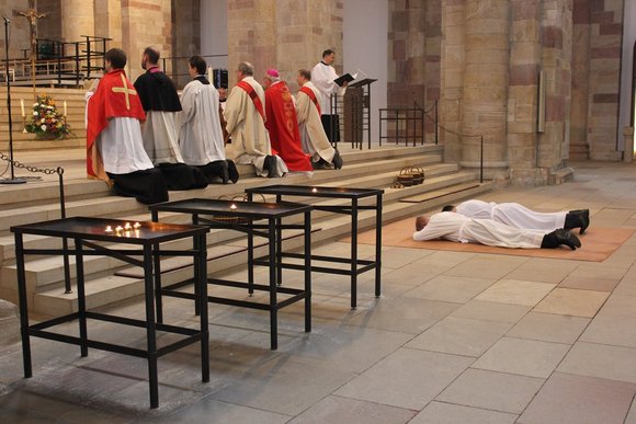 Bild 5 von 8 anläßlich der Diakonenweihe von Stefan Häußler am 14.09.2019 im Dom zu Speyer