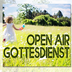 Das Bild zeigt ein Mädchen im weißen Kleid, welches mit einem Windrad in der Hand über eine Sommerwiese springt. Das Bild trägt die Aufschrift: Open Air Gottesdienst.